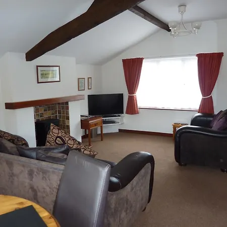 Low Costa Mill Pickering Room photo