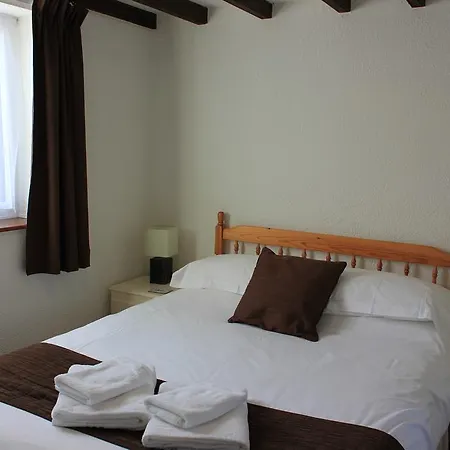 Low Costa Mill Pickering Room photo